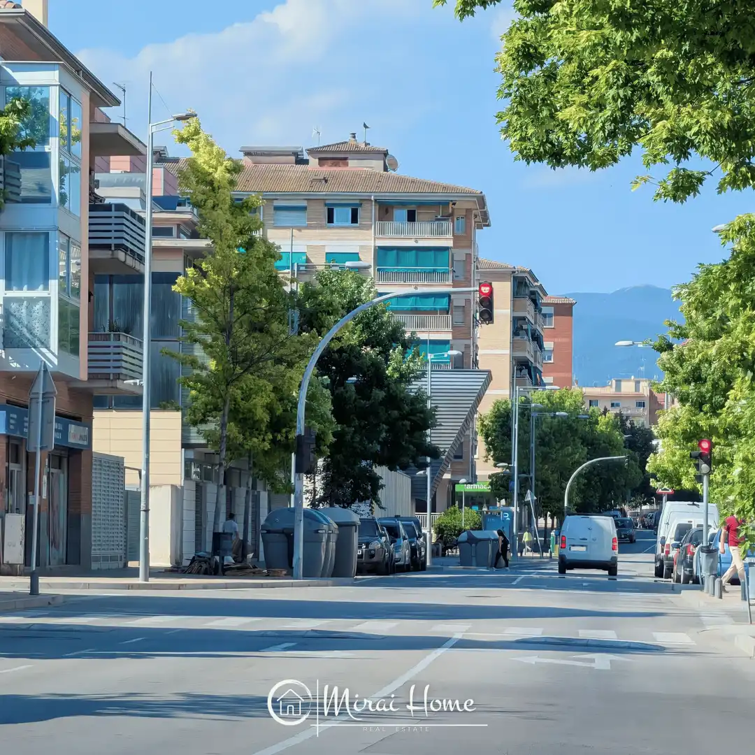 Außenansicht von Wohnung zum Verkauf in Granollers mit Balkon