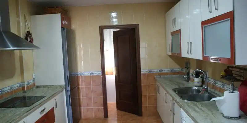 Cocina de Casa o chalet en venta en La Carlota con Jardín privado, Terraza y Trastero