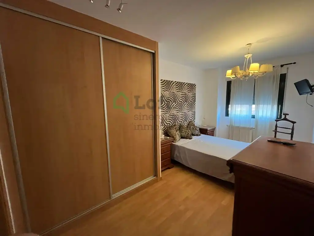 Bedroom of Flat for rent in Badajoz  with Furnished
