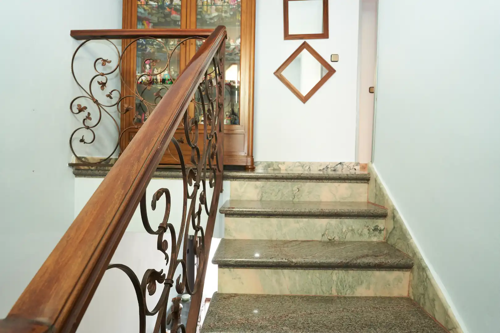 Detached homes for sale in Jaén  with Furnished