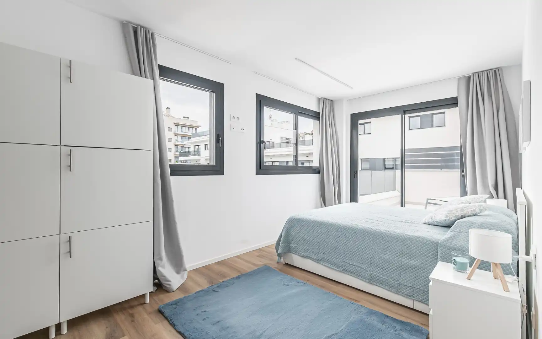 Habitación de Piso de alquiler en Sant Boi de Llobregat con Aire acondicionado, Calefacción y Jardín privado
