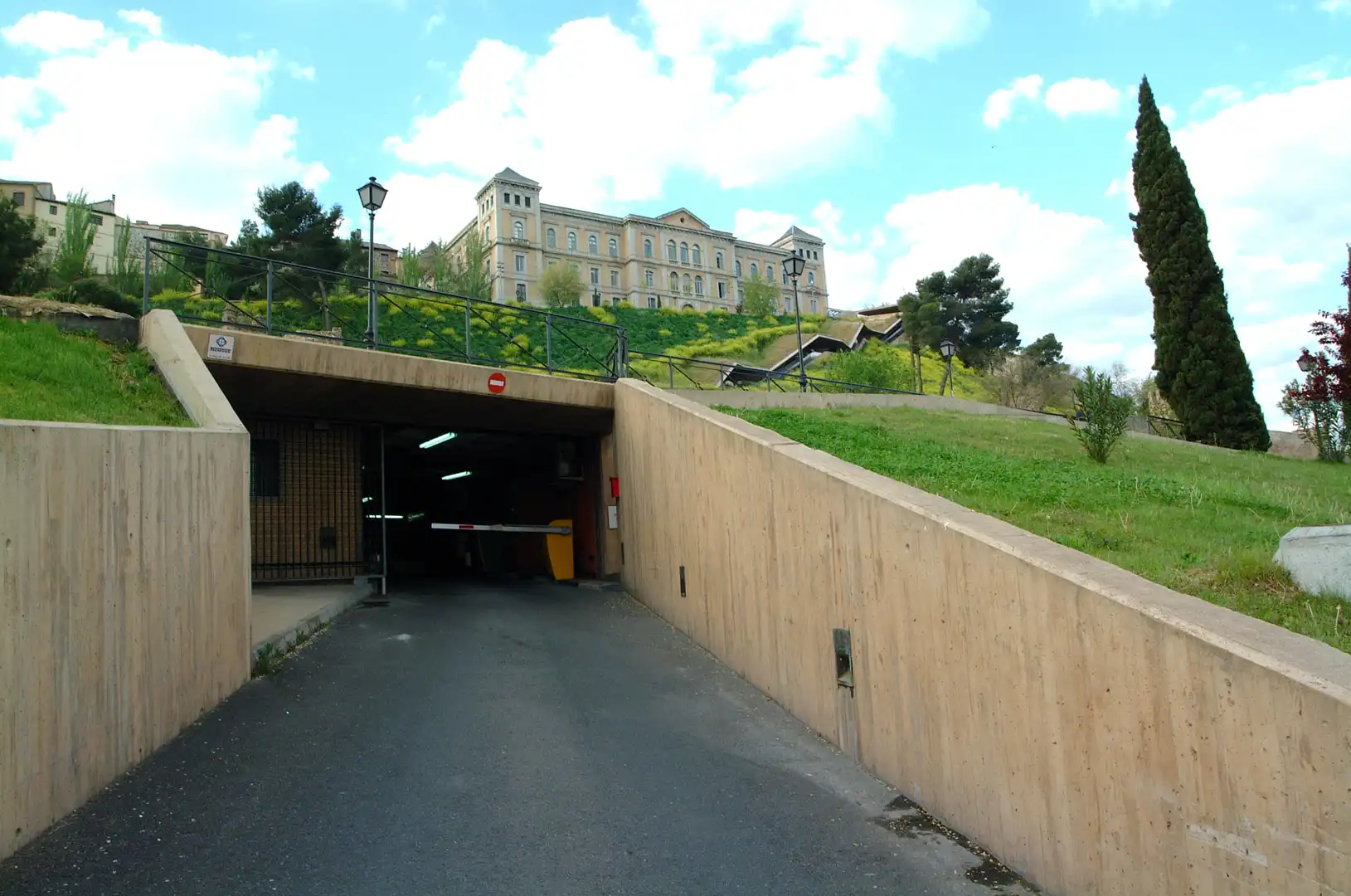 Individuel avec ascenseur à louer à Paseo Recaredo 22, imagen 4