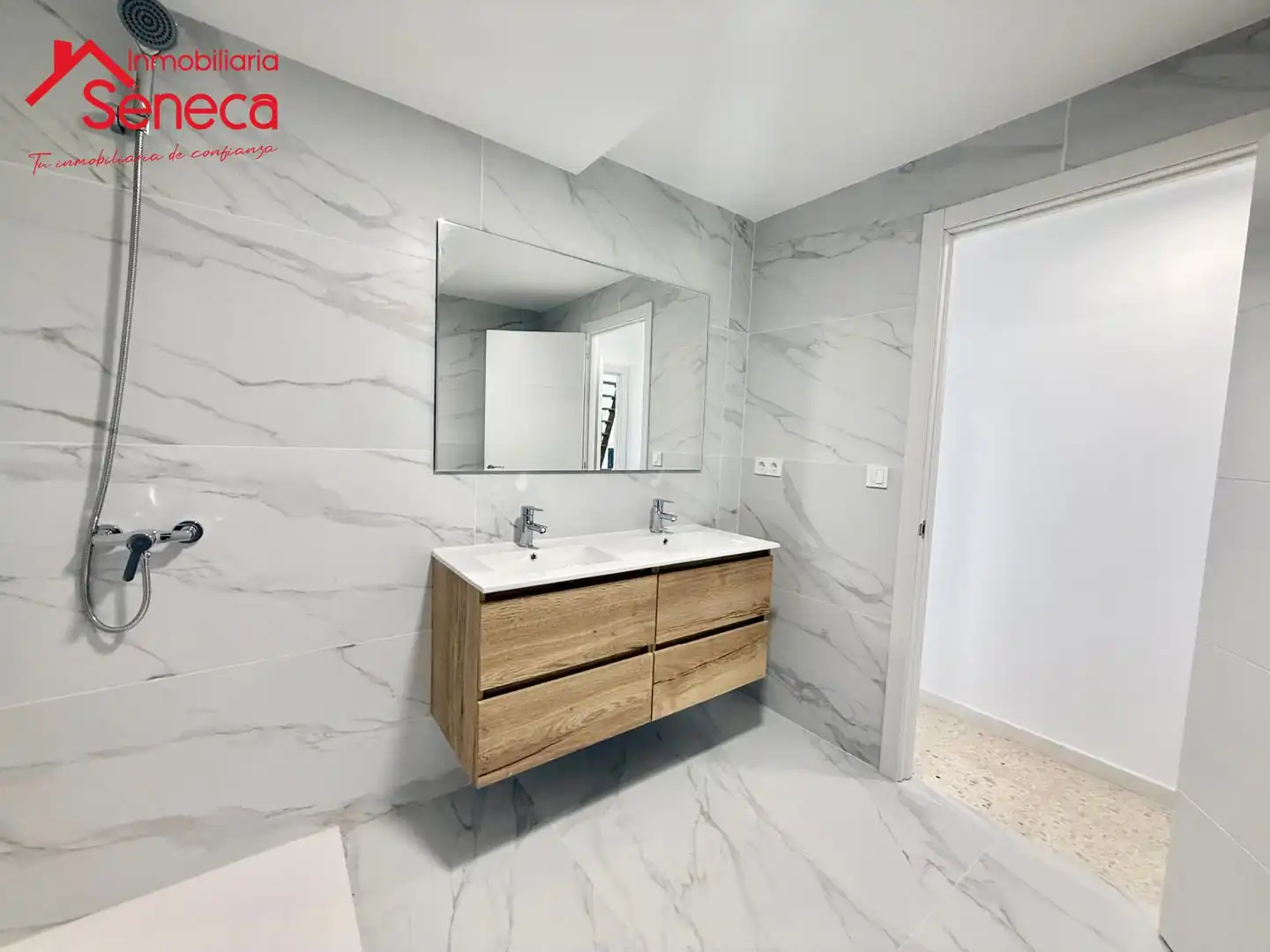 Baño de Piso en venta en Córdoba con Aire acondicionado y Calefacción