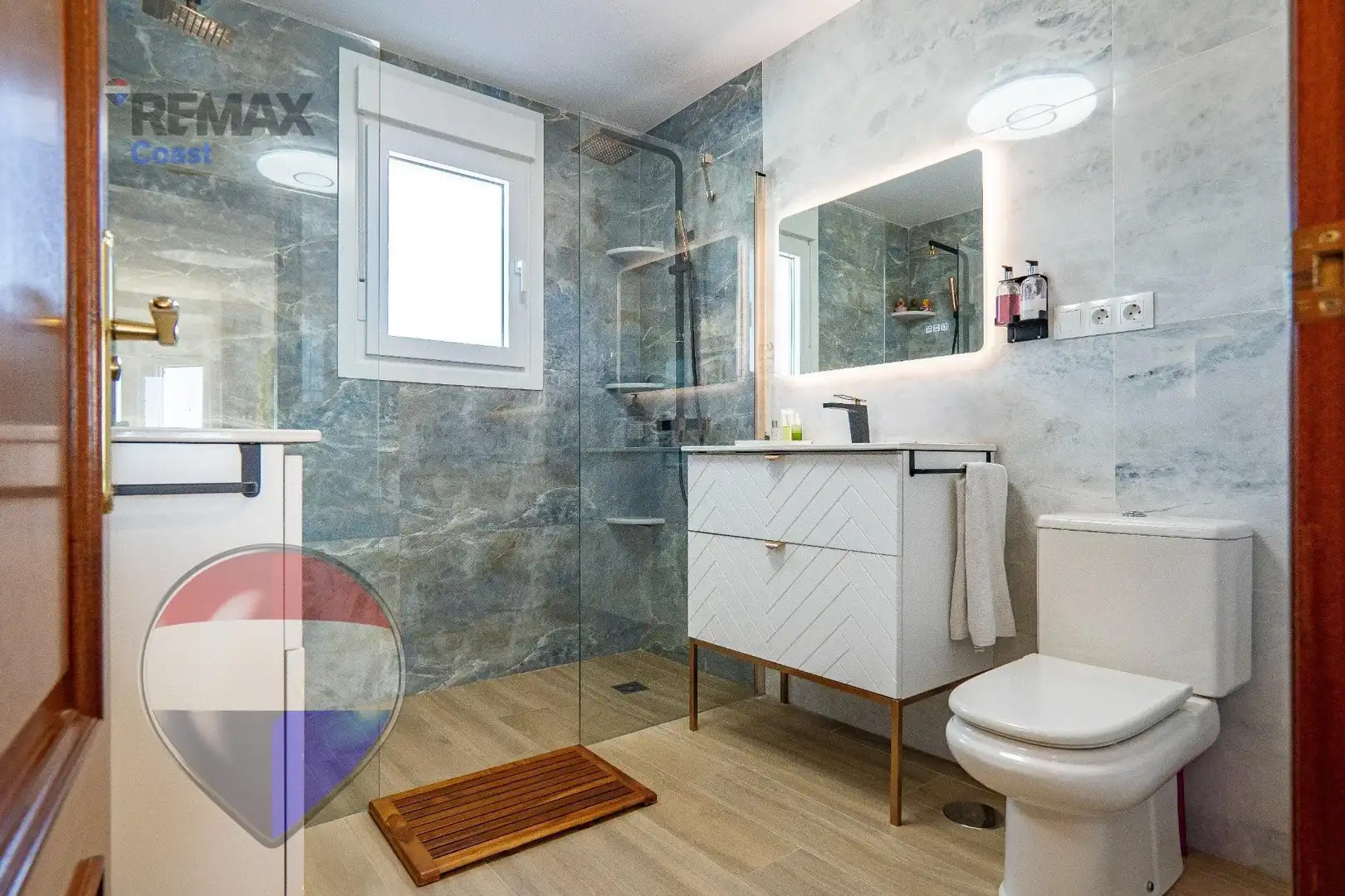 Baño de Casa o chalet en venta en Rincón de la Victoria con Aire acondicionado, Calefacción y Jardín privado
