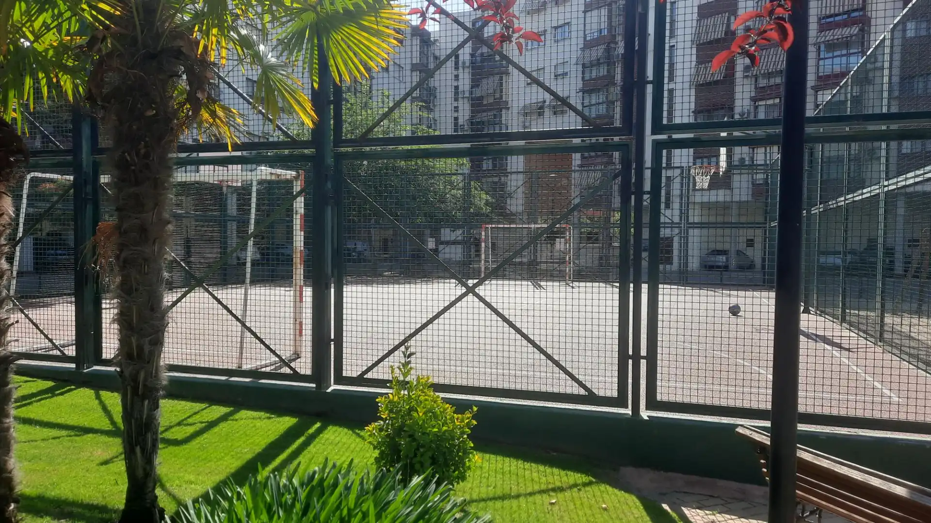 Jardí de Pis en venda en Madrid amb Parquet, Traster i Alarma