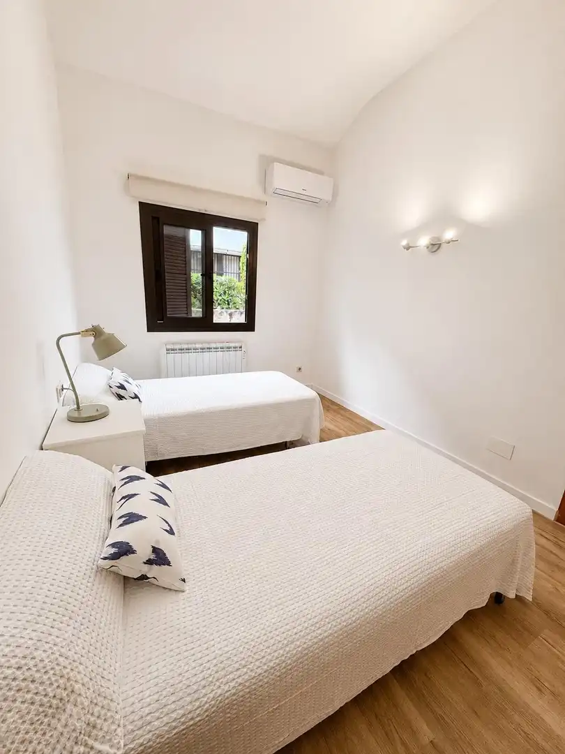 Schlafzimmer von Einfamilien-Reihenhaus zur Miete in Calvià mit Klimaanlage, Terrasse und Abstellraum