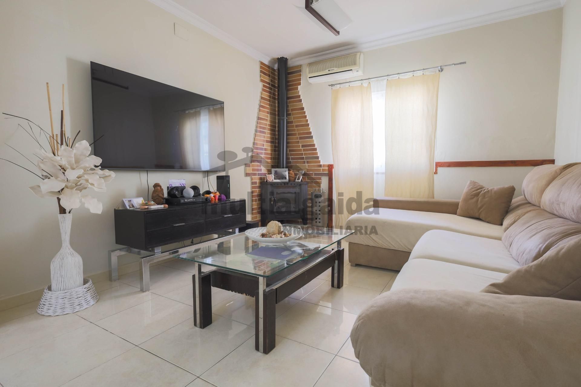 Sala d'estar de Casa o xalet en venda en Jerez de la Frontera amb Aire condicionat i Terrassa