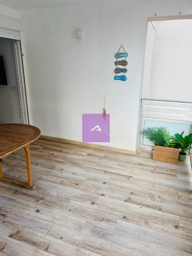 Apartamento con terraza en venta en Passeig de les Goles 19, imagen 3