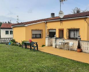 Exterior view of House or chalet for sale in Corvera de Asturias  with Terrace, Storage room and Swimming Pool