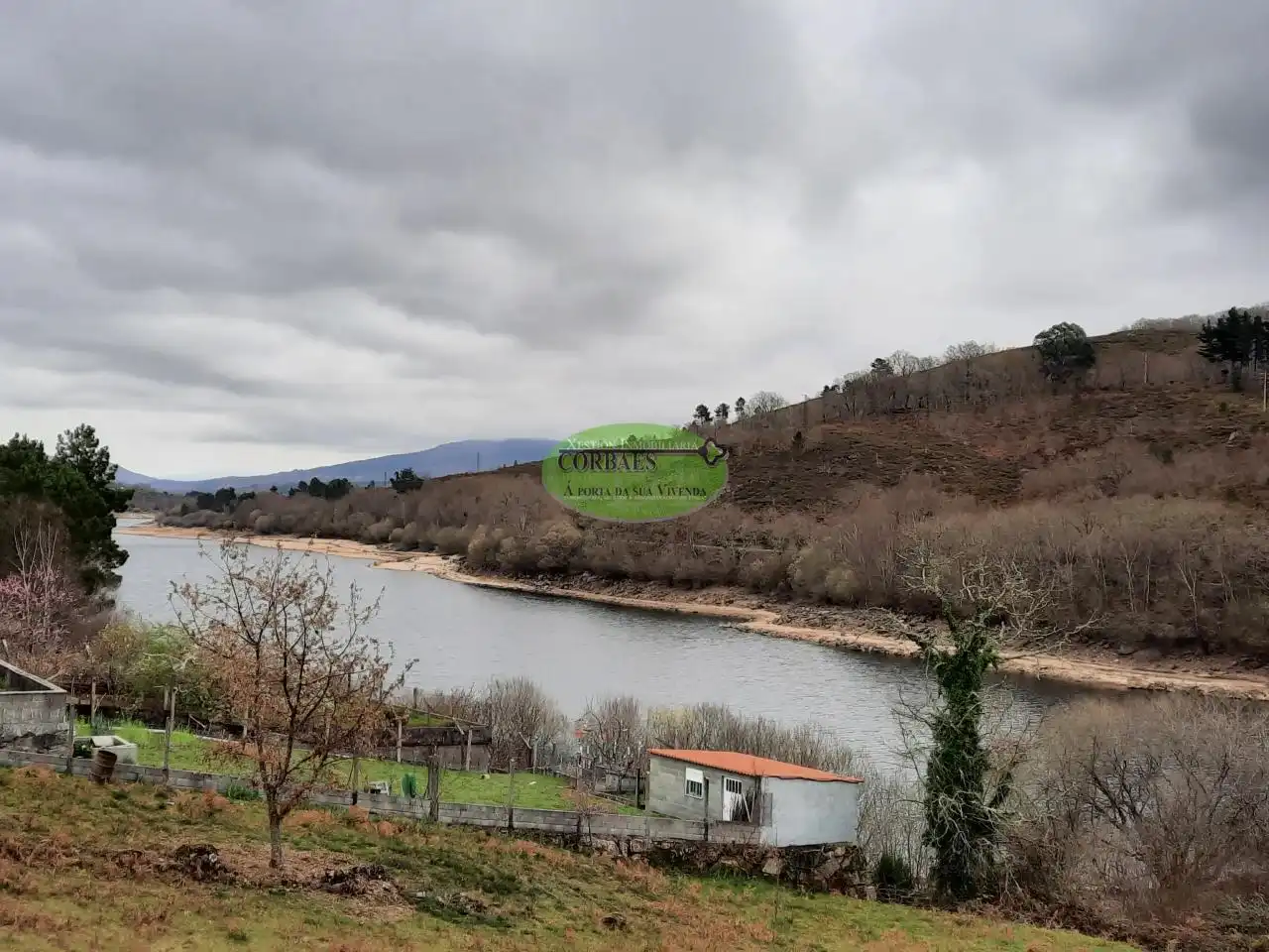 Casa o xalet en venda en Muíños amb Jardí privat