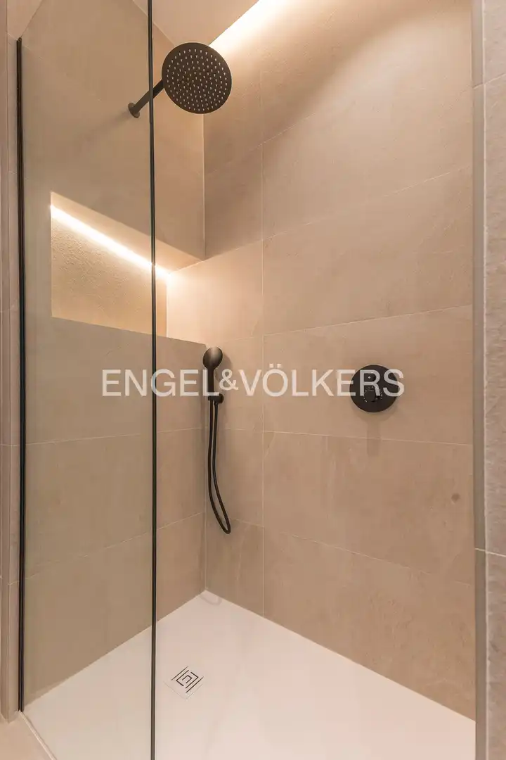 Baño de Piso de alquiler en Centro
