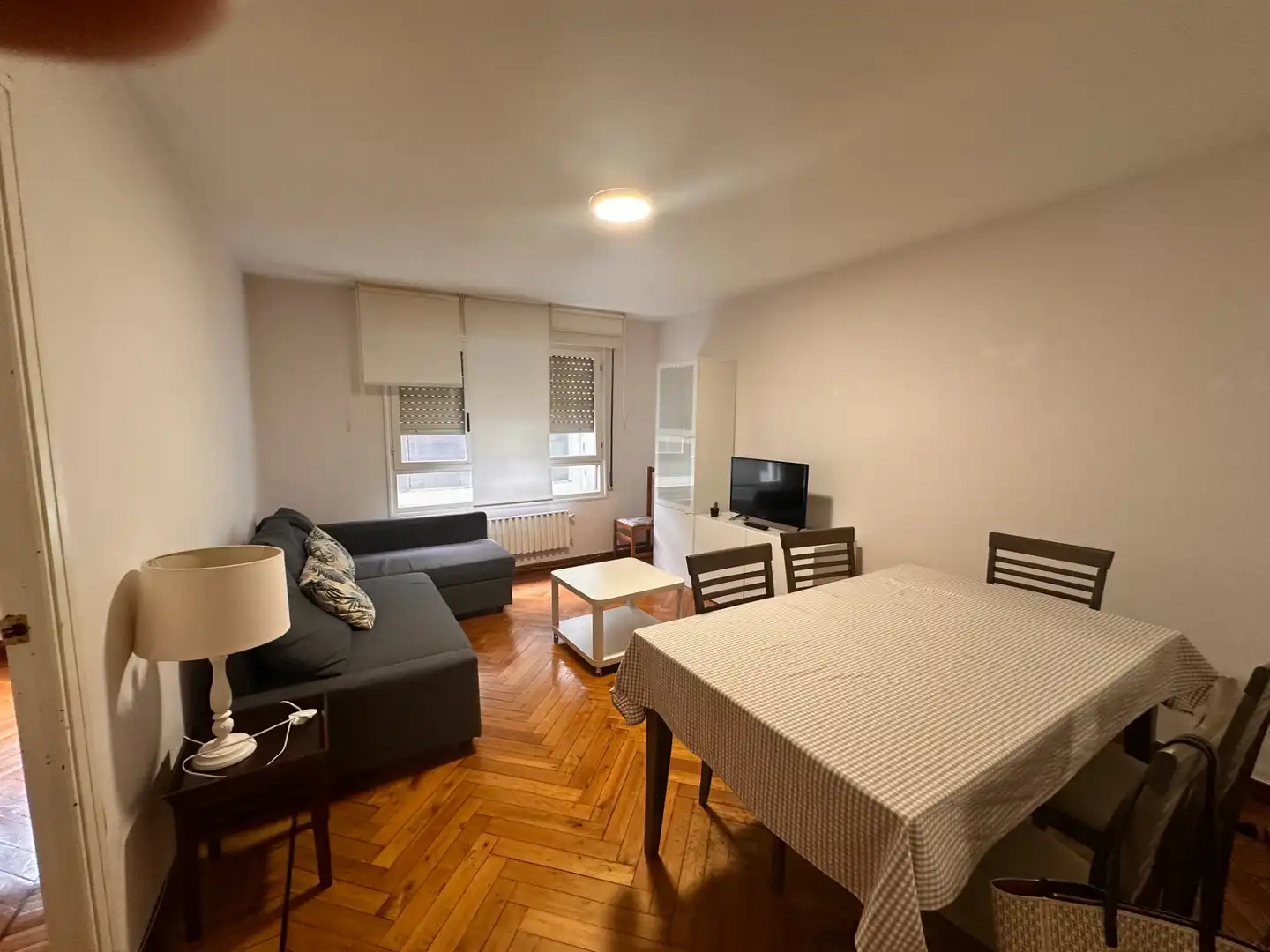 Sala de estar de Apartamento de alquiler en Santander con Calefacción, Parquet y Amueblado
