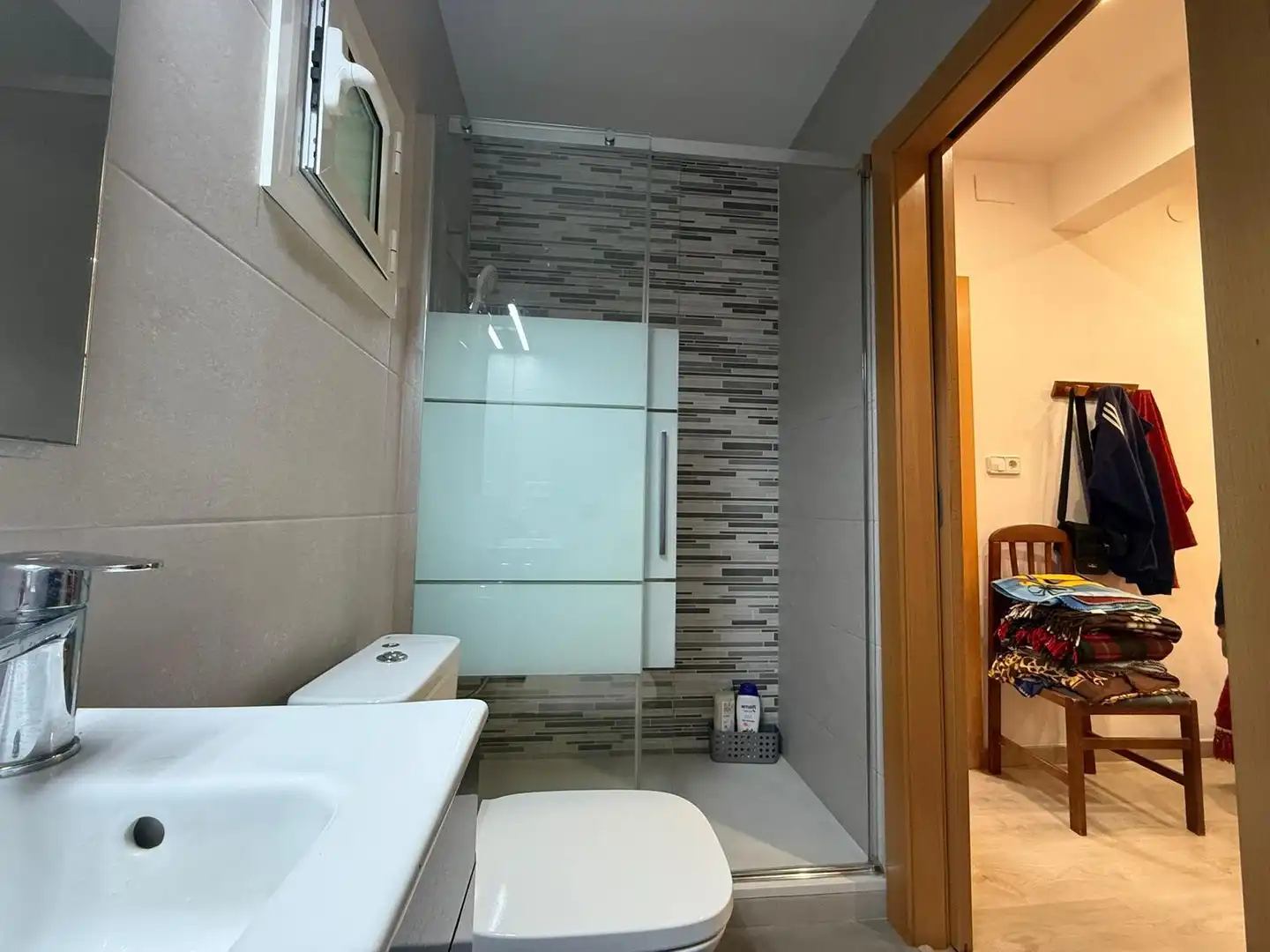 Bathroom of Flat for sale in Cornellà de Llobregat  with Heating and Terrace