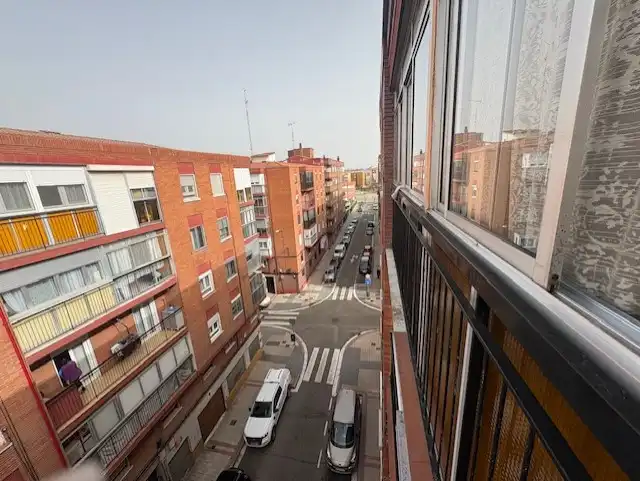 Vista exterior de Pis en venda en Valladolid amb Calefacció i Terrassa