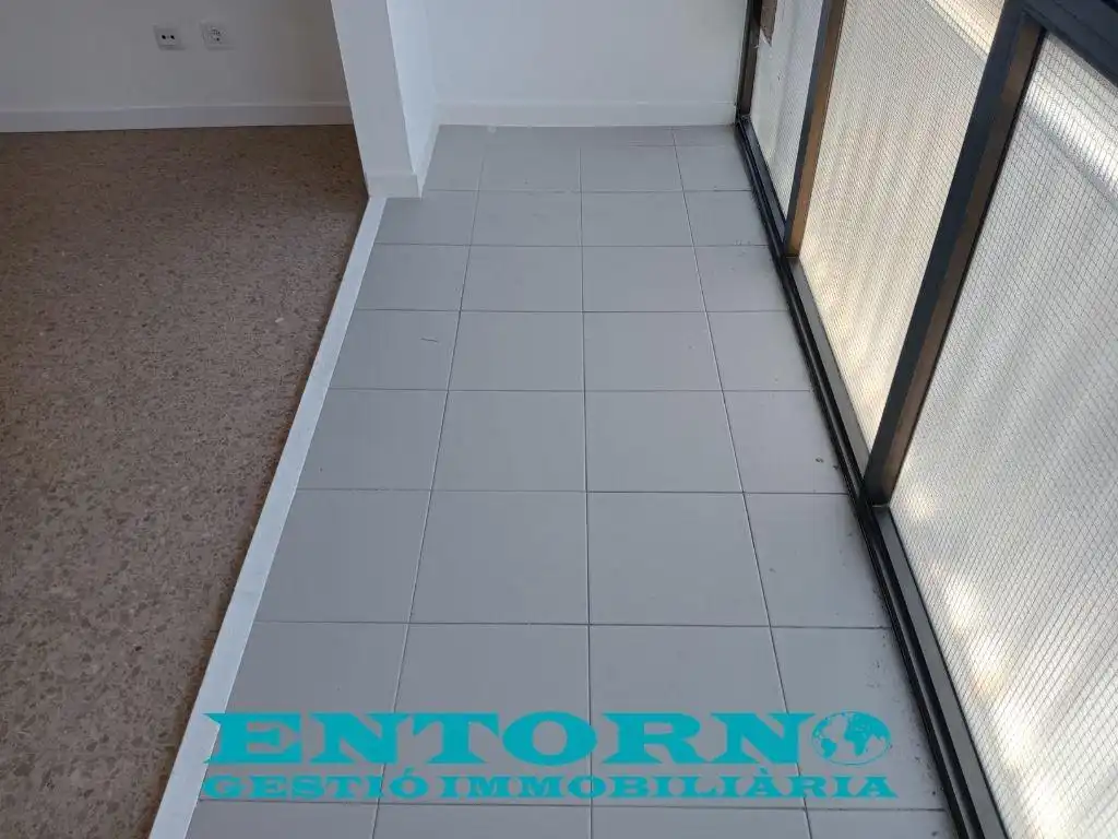 Flat for sale in Mollet del Vallès  with Air Conditioner, Terrace and Balcony