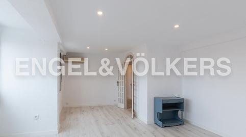 Foto 5 de Apartament de lloguer a Avinguda del Primat Reig, Els Orriols,  Valencia Capital