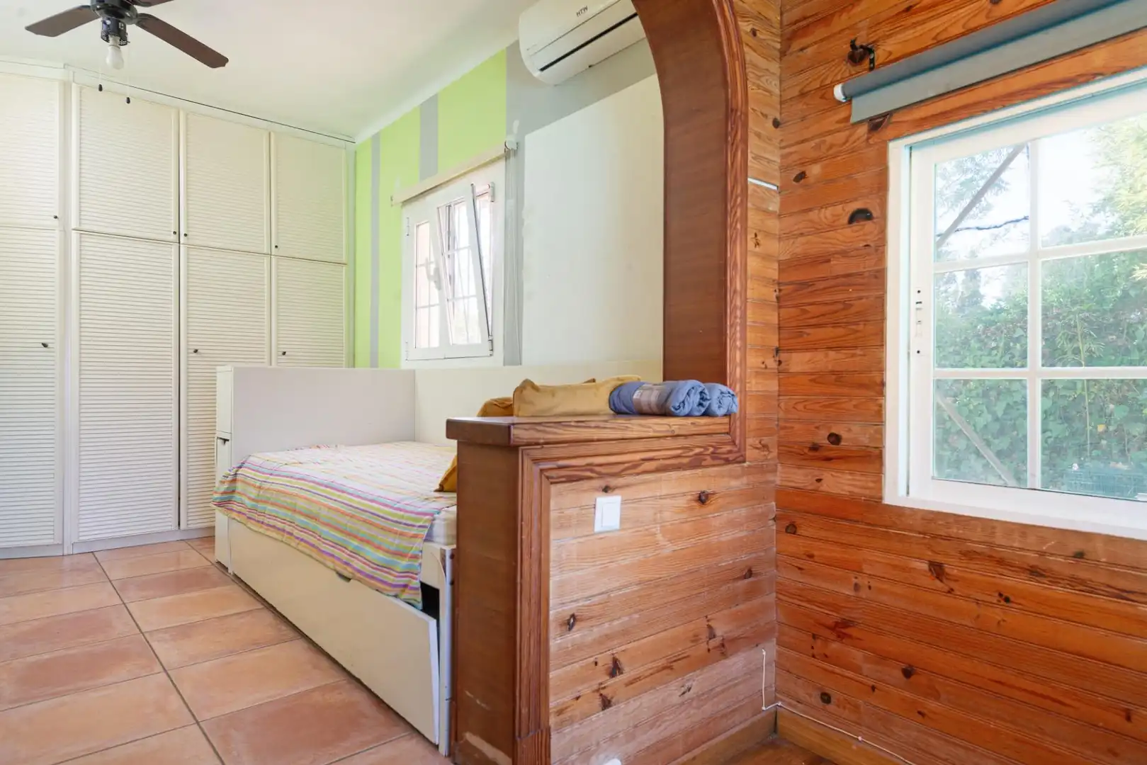 Habitación de Finca rústica en venta en Llucmajor con Aire acondicionado, Calefacción y Jardín privado