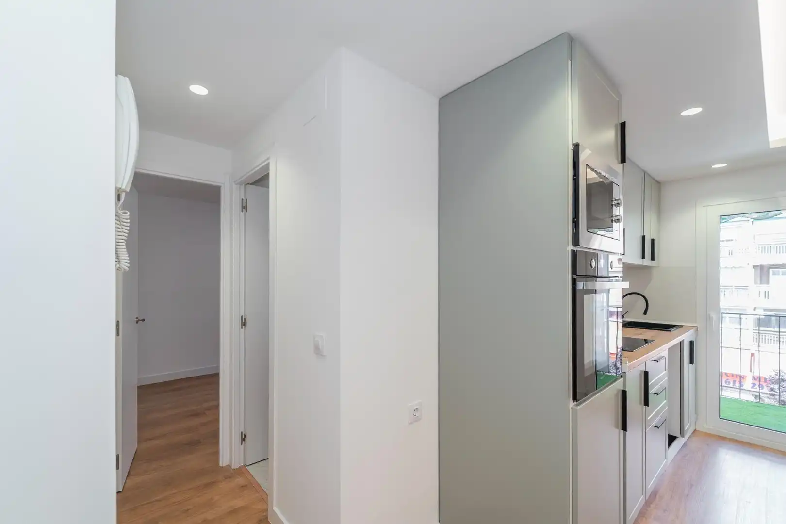 Piso en venta en Móstoles con Calefacción, Terraza y Balcón
