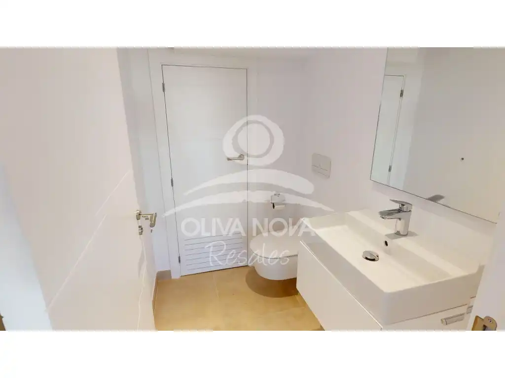 Detached homes for sale in Calle Degas, Oliva Nova