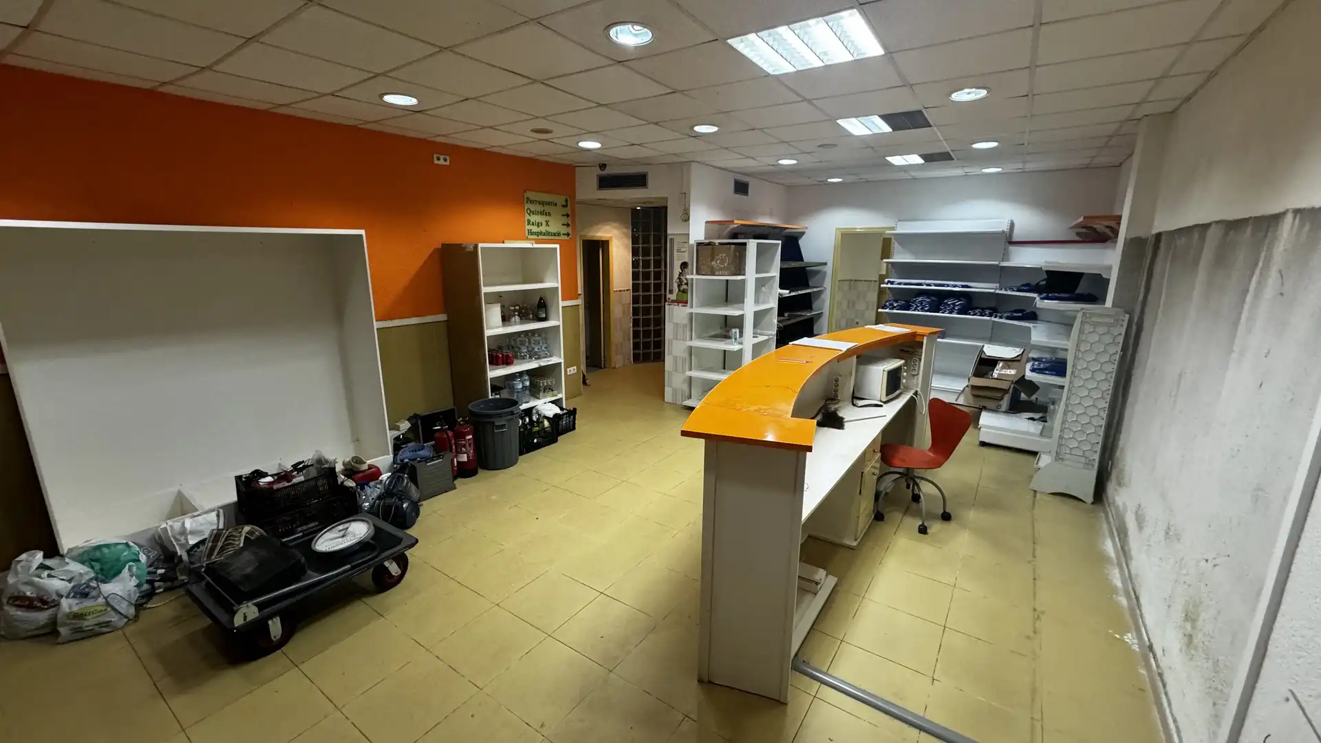 Local comercial en venda a Carrer de l'Envelat, imagen 3