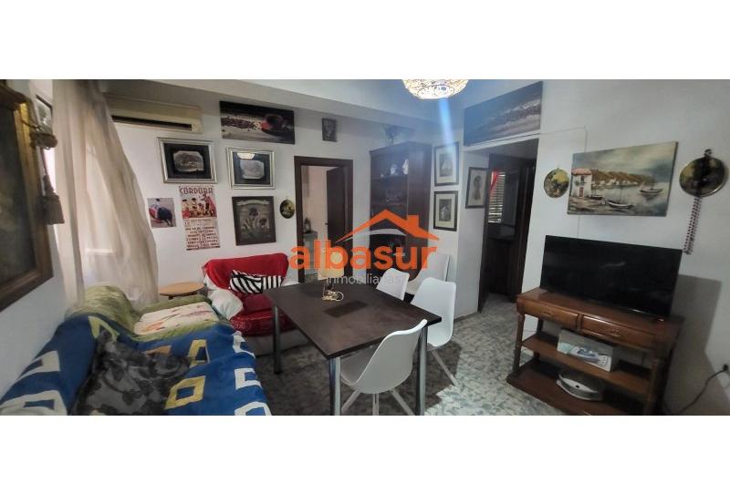 Foto 1 de Pis en venda a Calle Los Alderetes, Ciudad Jardín - Zoco, Córdoba