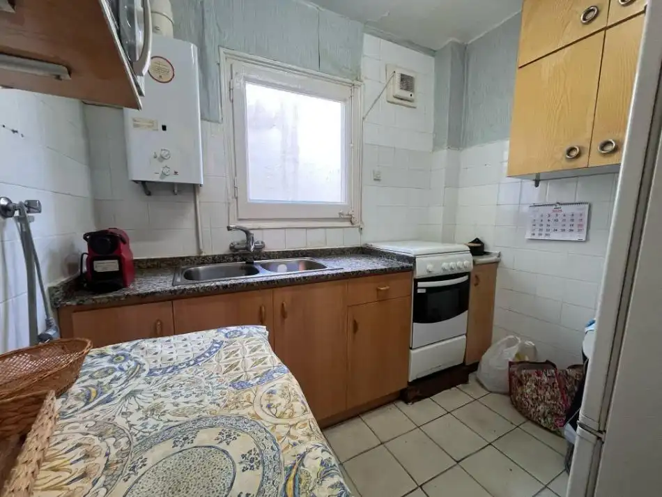Küche von Wohnung zum Verkauf in L'Hospitalet de Llobregat