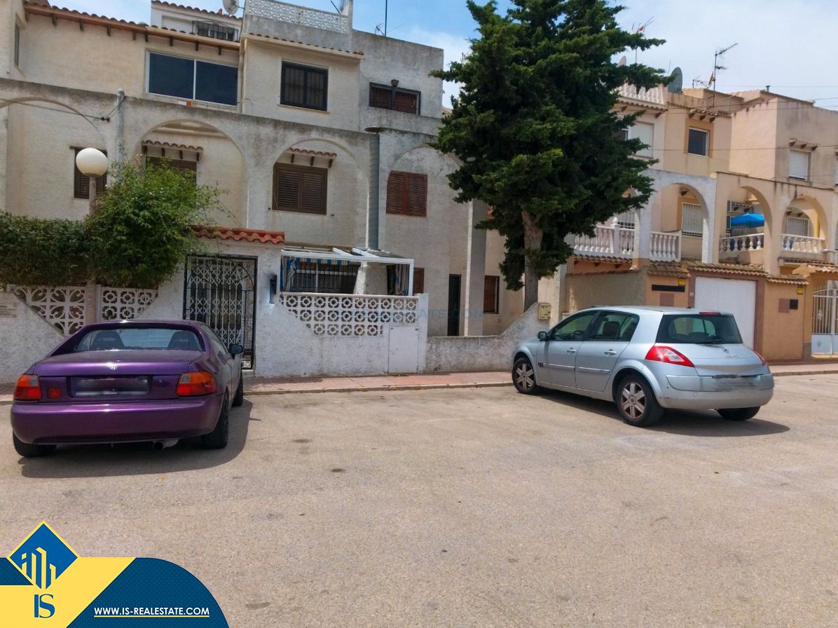 Parking of House or chalet for sale in Torrevieja  with Heating, Terrace and Internet
