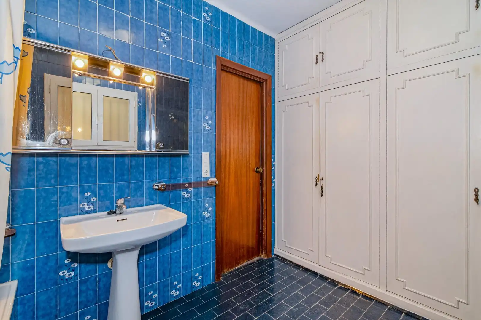 Baño de Casa o chalet en venta en Granada con Aire acondicionado, Calefacción y Jardín privado