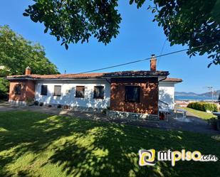 Exterior view of House or chalet to rent in Laredo  with Furnished
