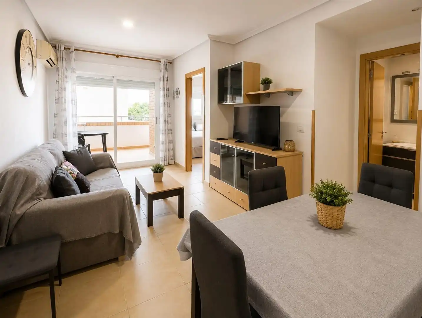 Sala d'estar de Apartament en venda en Oropesa del Mar / Orpesa amb Aire condicionat, Terrassa i Traster