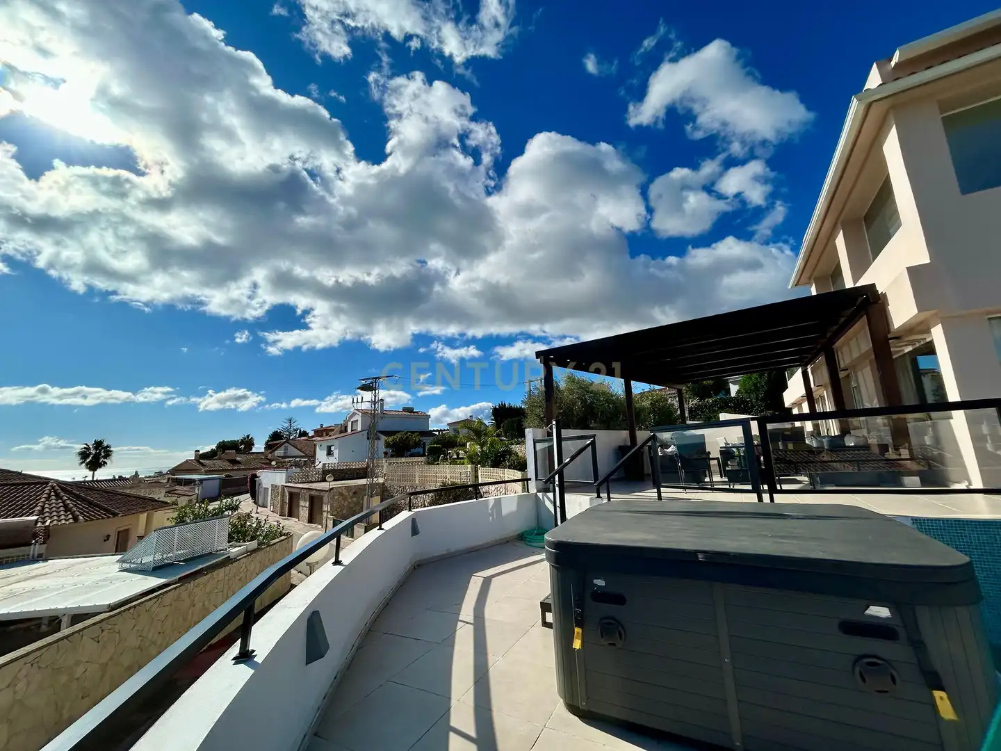 Terrace of Houses for sale in Fuengirola  with Jacuzzi and Sauna