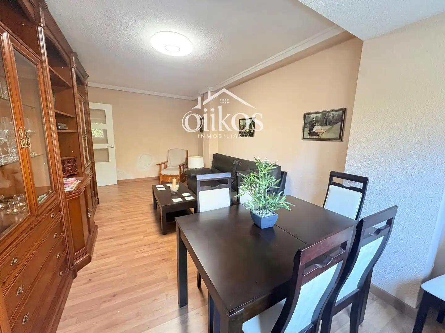 Wohnzimmer von Wohnung zum Verkauf in Salamanca mit Heizung, Parkett und Balkon