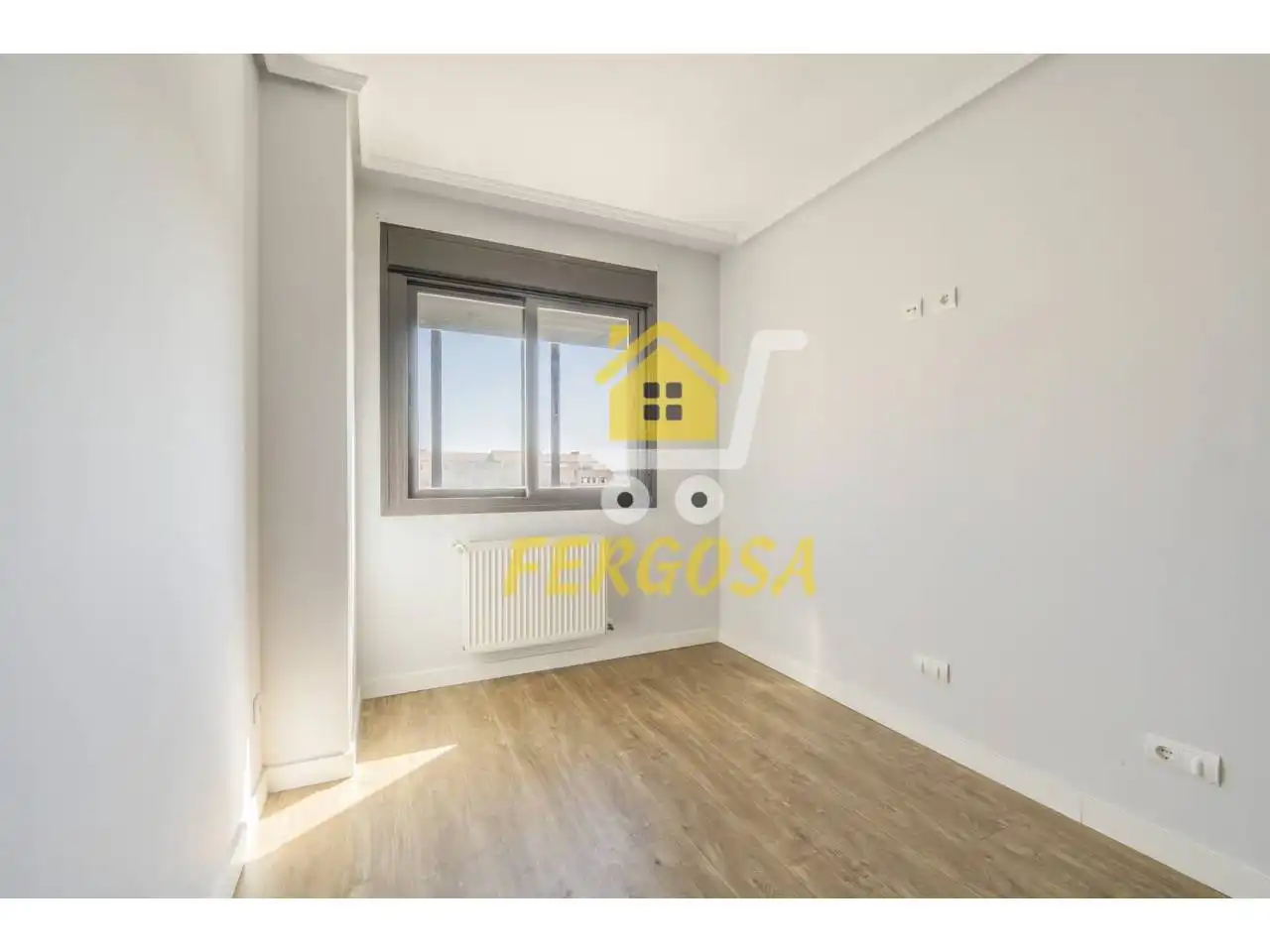 Habitación de Piso en venta en Navalcarnero con Aire acondicionado, Calefacción y Piscina comunitaria