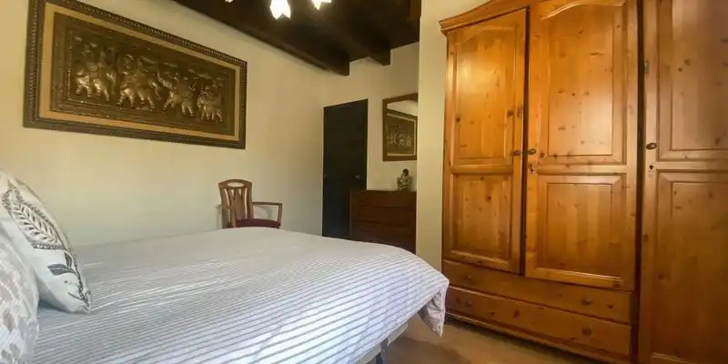 Dormitori de Casa o xalet en venda en Entrambasaguas amb Jardí privat, Terrassa i Traster