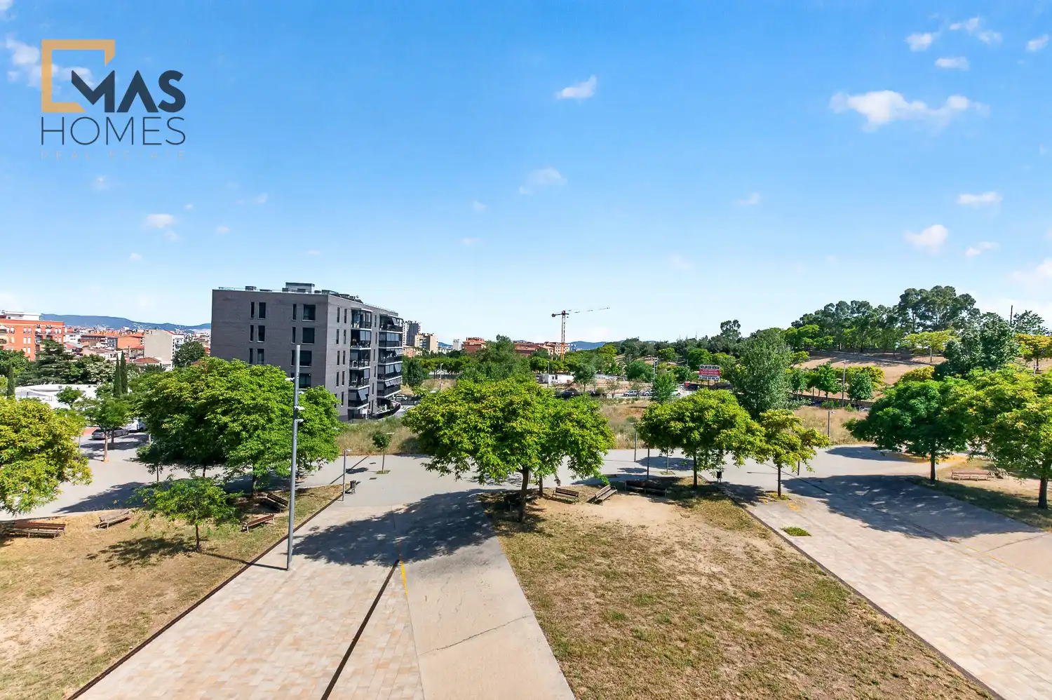Maisonette zum Verkauf in Sabadell mit Klimaanlage, Heizung und Parkett