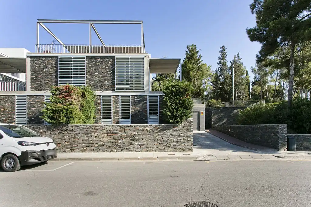 Vista exterior de Piso en venta en Sant Pere de Ribes con Piscina