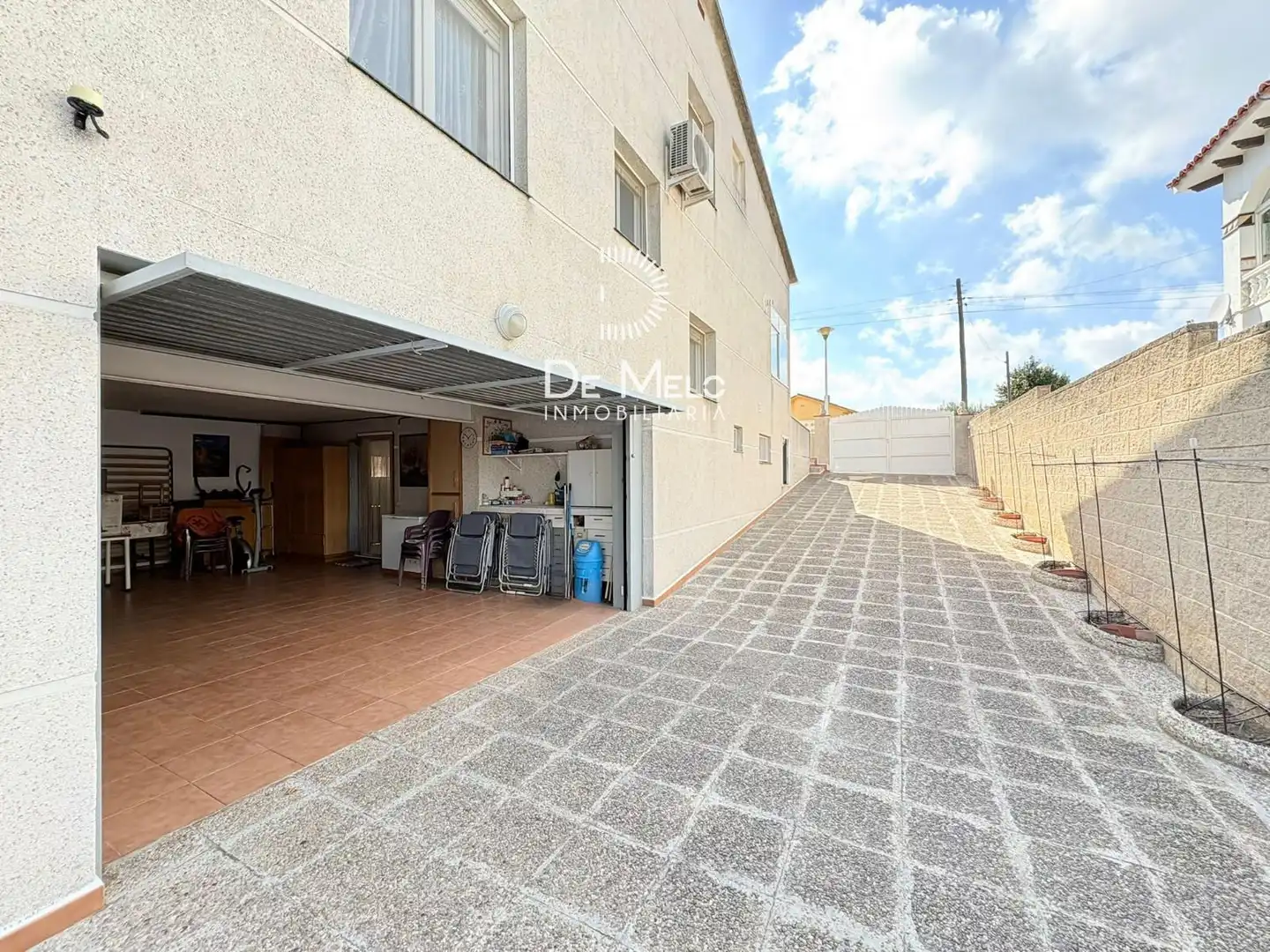 Vista exterior de Casa o xalet en venda en Bellvei amb Aire condicionat, Calefacció i Terrassa