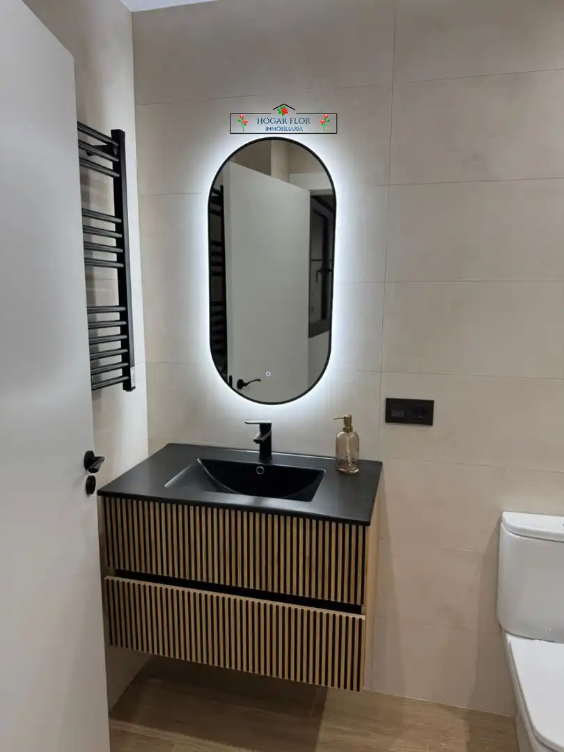 Bany de Apartament en venda en Salamanca amb Aire condicionat i Calefacció