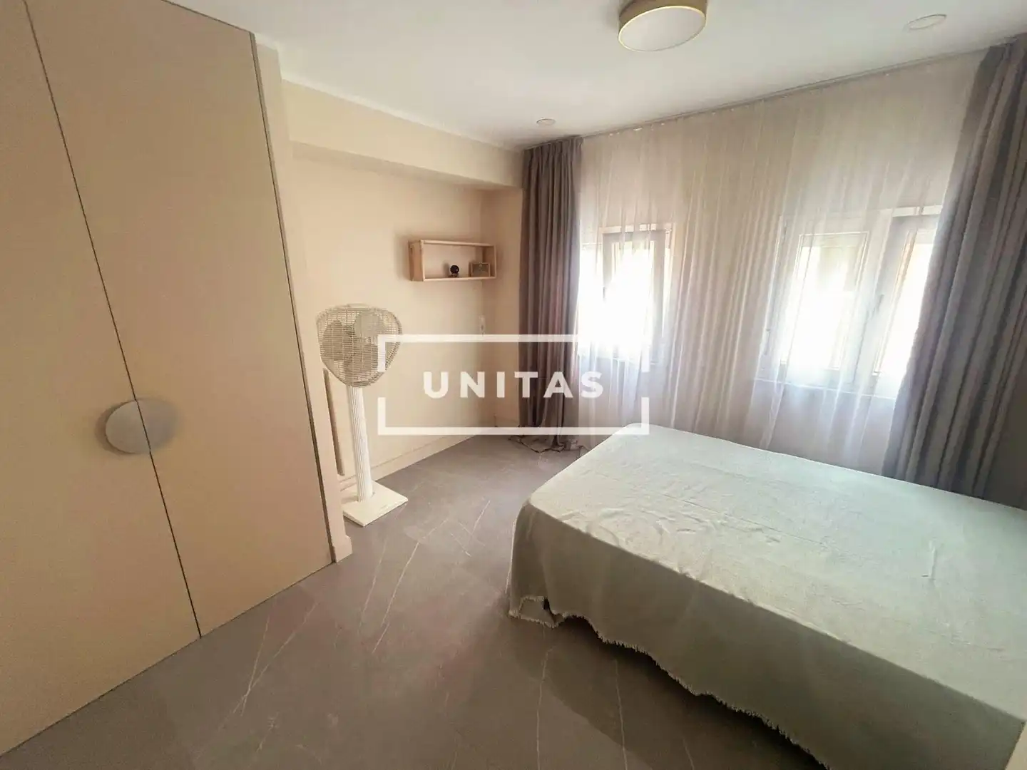 Dormitori de Àtic en venda en Alicante / Alacant amb Terrassa i Balcó