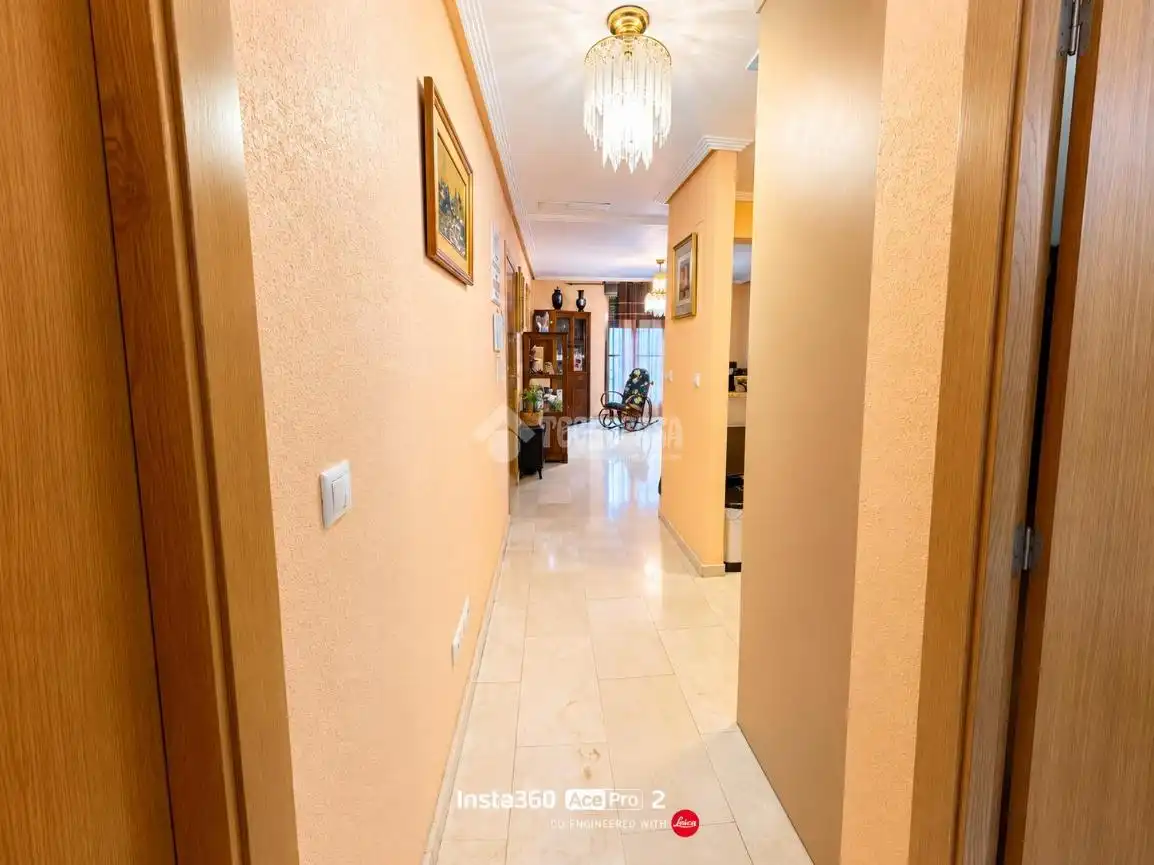 Piso en venta en Alicante / Alacant