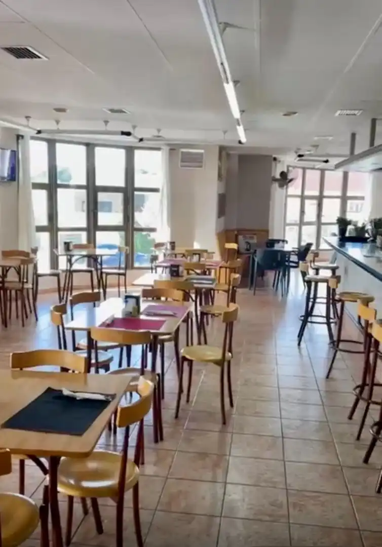 Edificio en venta en Elda