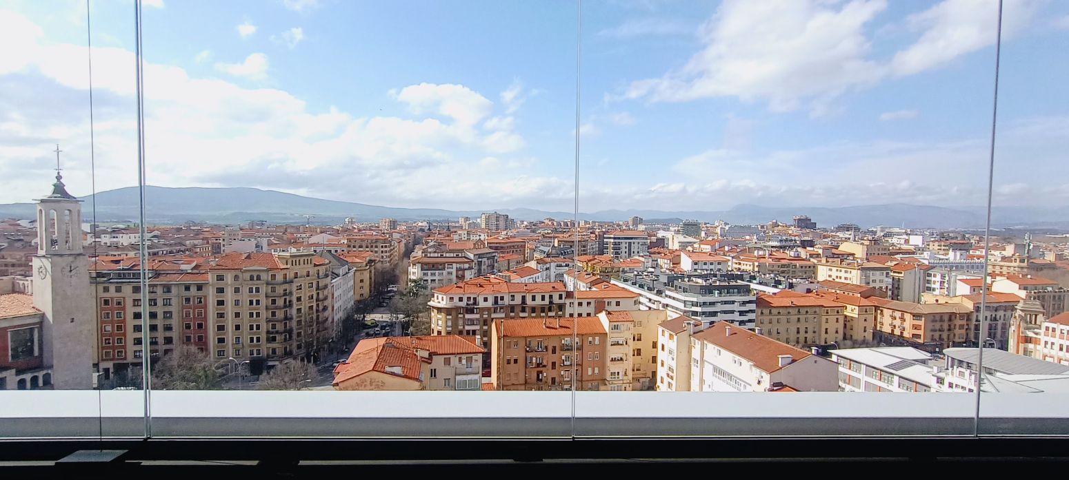 Flat to rent in Pamplona-Iruña - PLAZA SALESIANOS, 1º Ensanche
