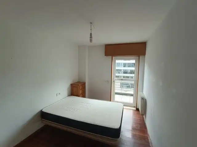 Bedroom of Flat for rent in Santiago de Compostela   with Heating, Furnished and Oven