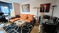 Living room of Flat for sale in  Madrid Capital  with Air Conditioner, Swimming Pool and Balcony