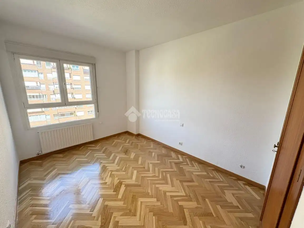 Appartamento con piscina in affitto a Chamartín, imagen 19