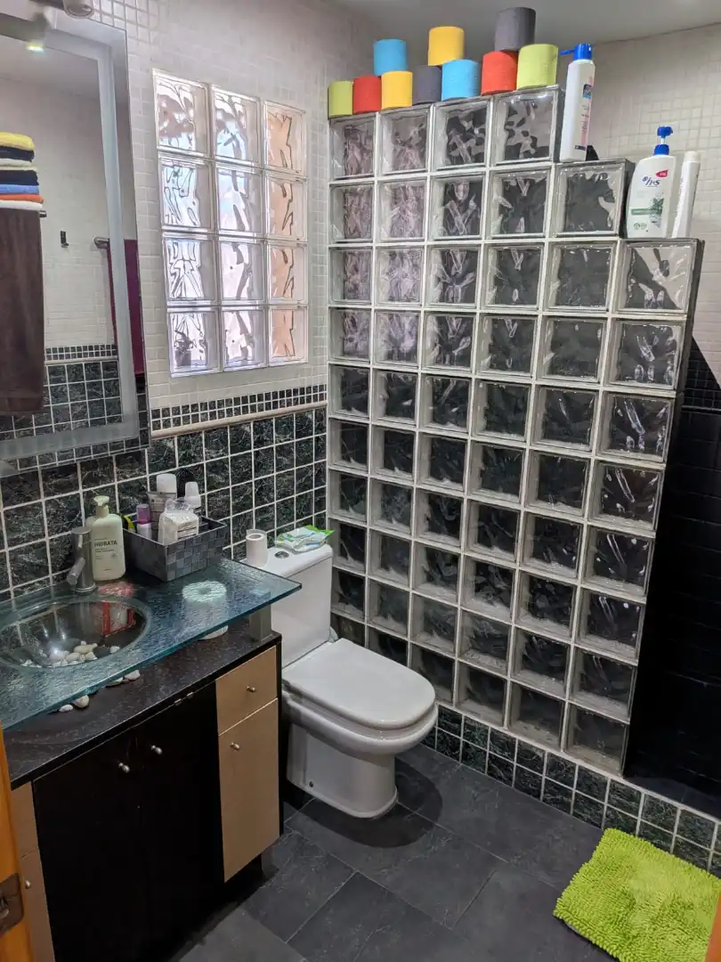 Bathroom of Flat for sale in Sabadell  with Air Conditioner, Parquet flooring and Furnished