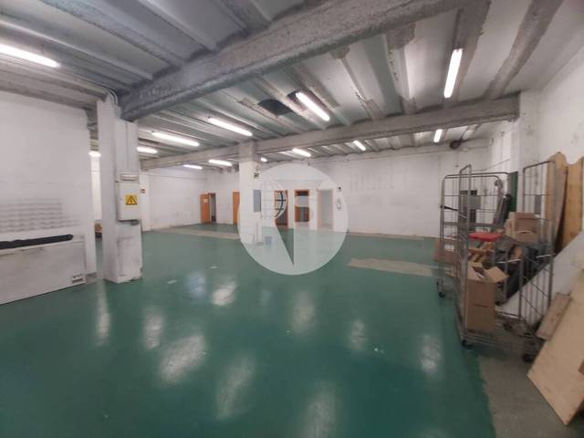 Local comercial en Alquiler en Fort Pienc