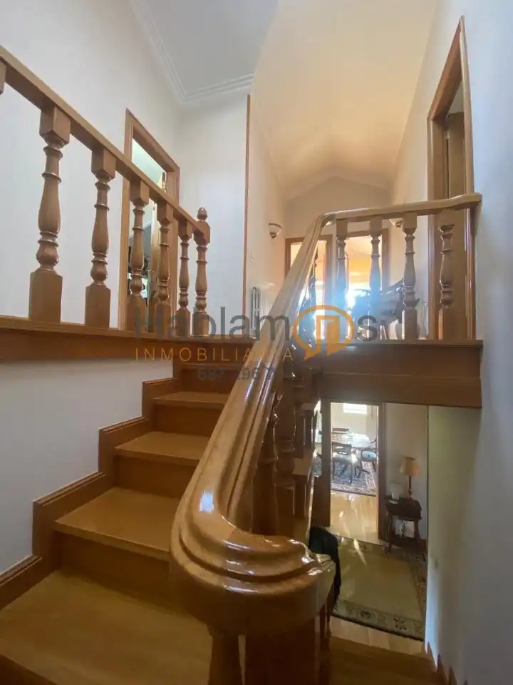 Casa o chalet en venta en A Illa de Arousa  con Calefacción, Jardín privado y Terraza