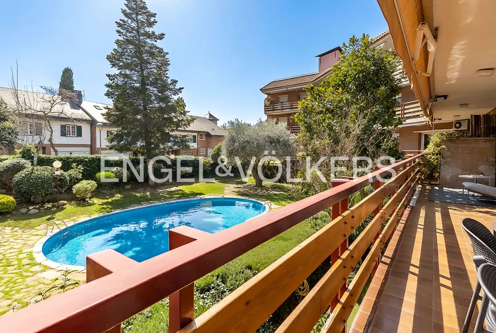 Terraza de Piso en venta en Sant Cugat del Vallès con Aire acondicionado, Calefacción y Jardín privado