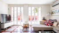 Living room of Apartment for sale in  Sevilla Capital  with Air Conditioner, Heating and Terrace